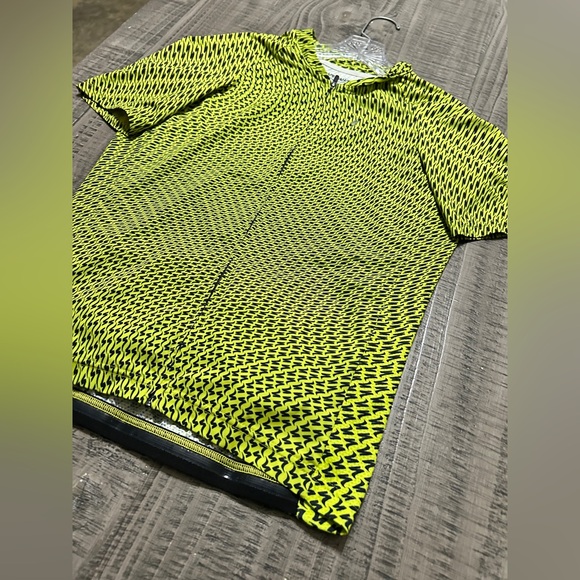Specialized Yellow and Black Men's Cycling Shirt - Picture 3 of 10